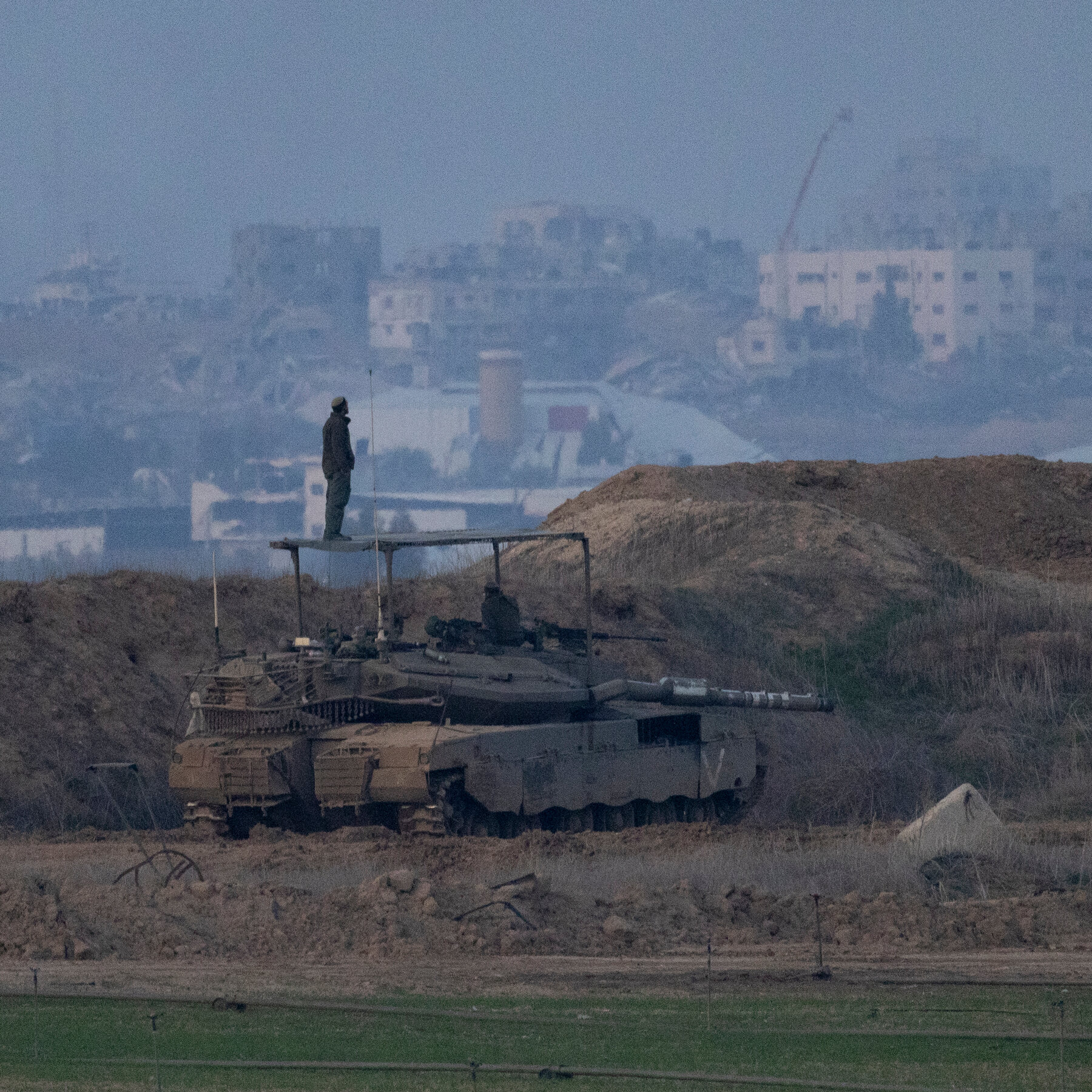 Israel and Hamas Work Out Differences That Had Delayed Cease-Fire Deal, Netanyahu Says