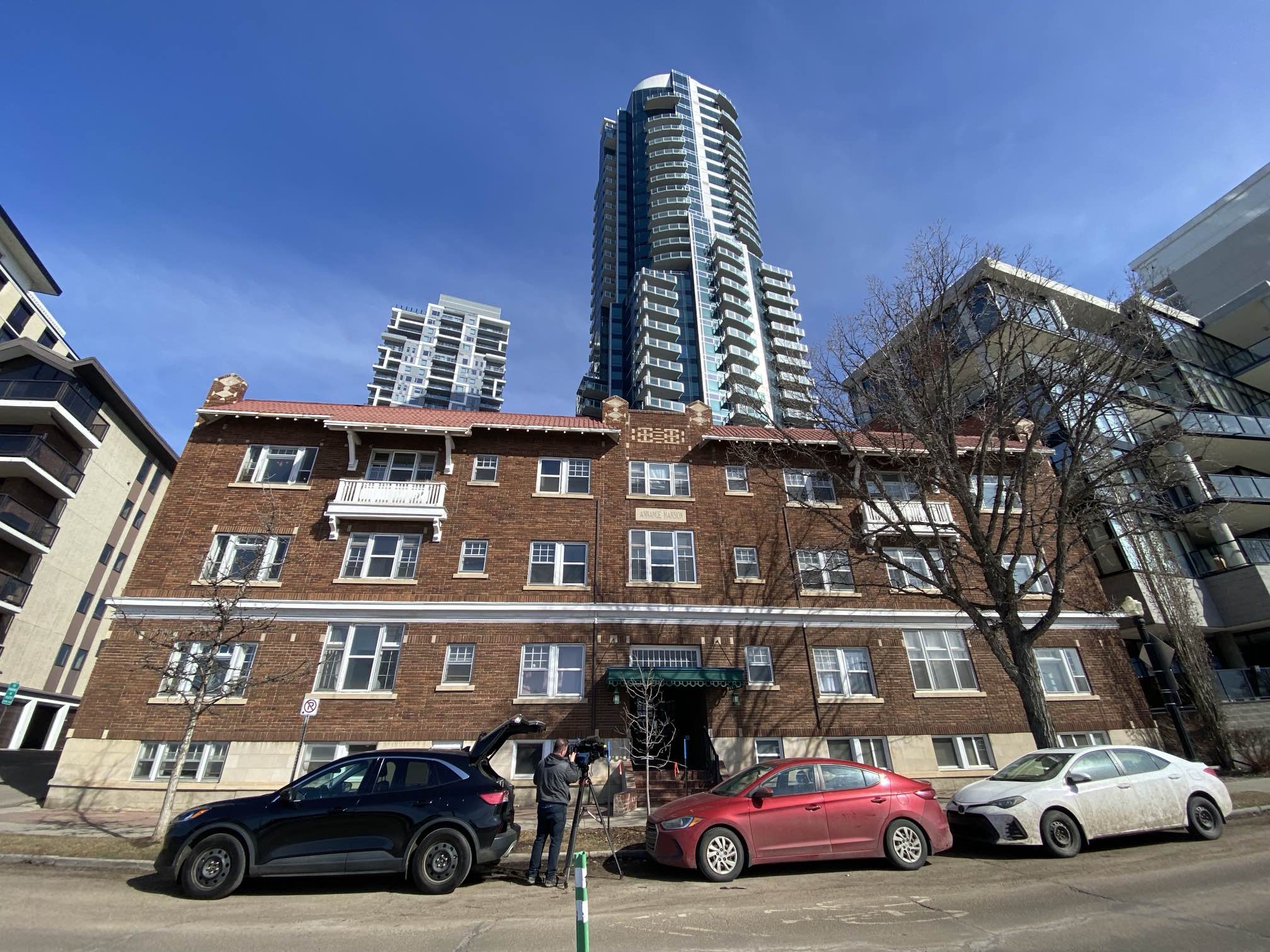 New owner of historic Edmonton apartment building triples rent: ‘It’s insane’