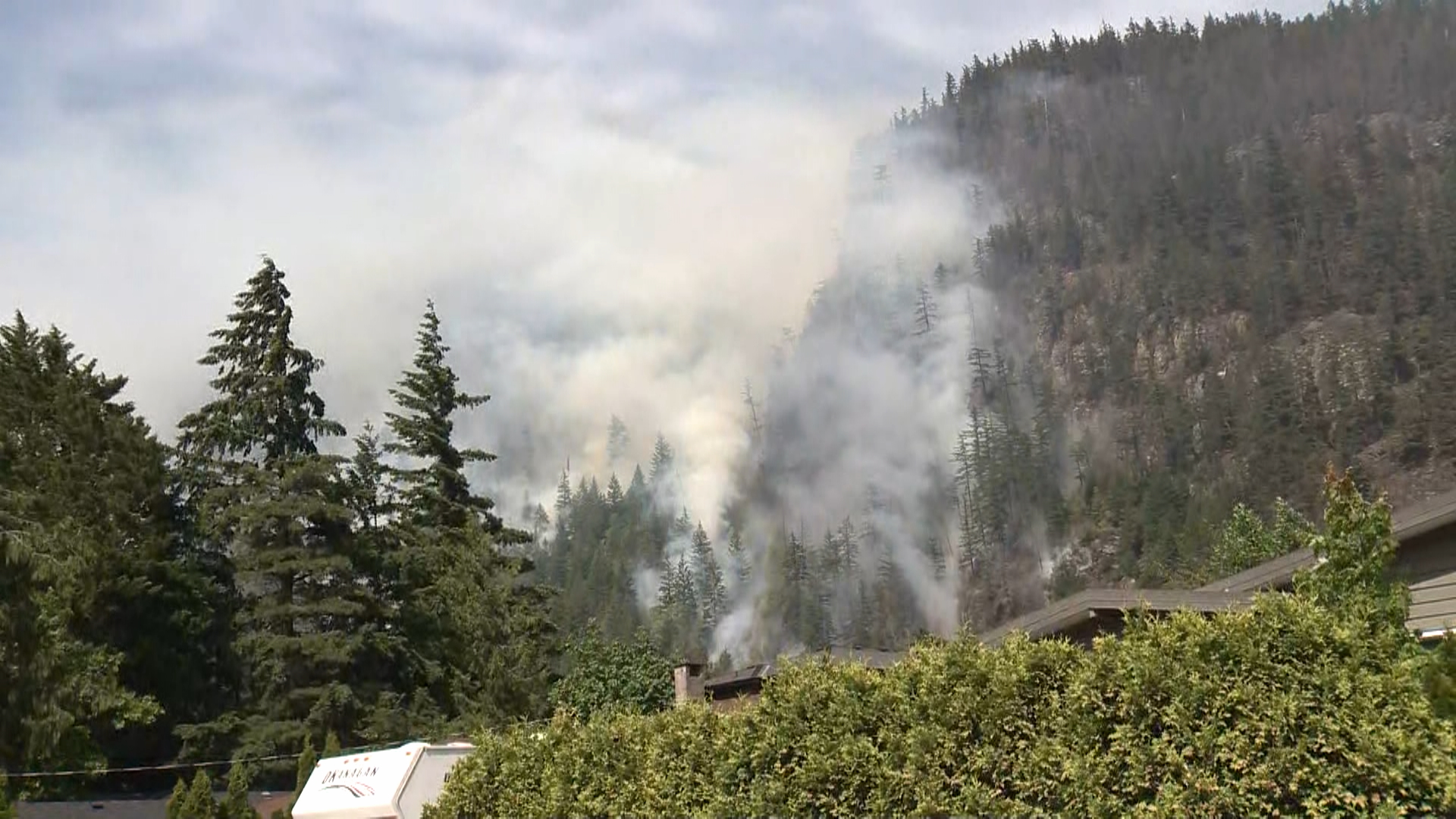 Alice Lake Park under evacuation order as Squamish wildfire grows