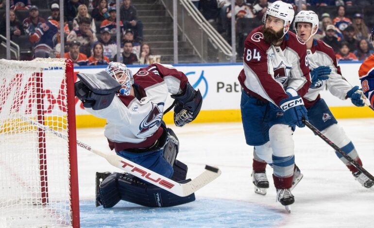 MacKinnon helps Avalanche crush Oilers 9-1