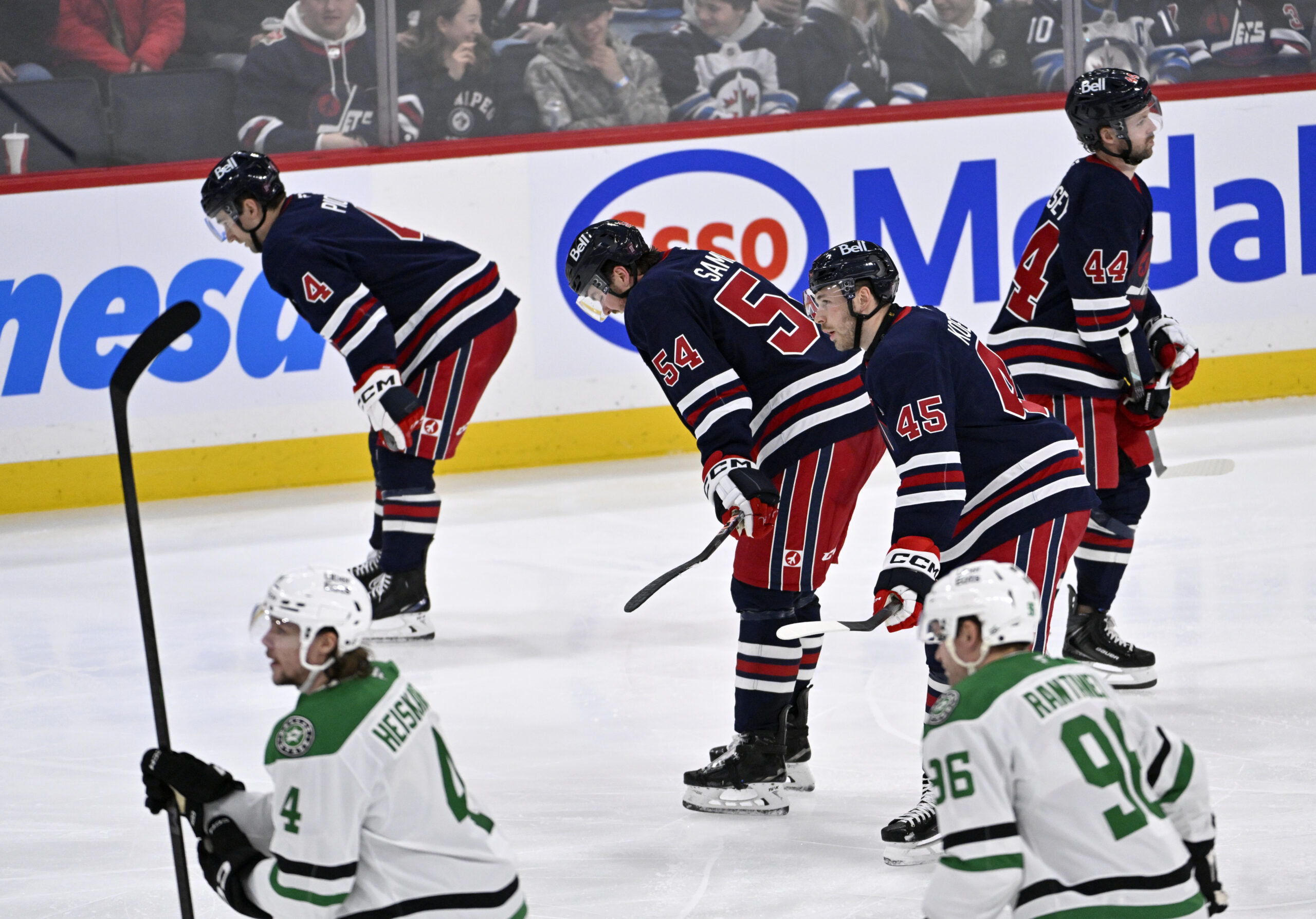 Winnipeg Jets can’t overcome three-goal deficit in 4-3 loss to Stars