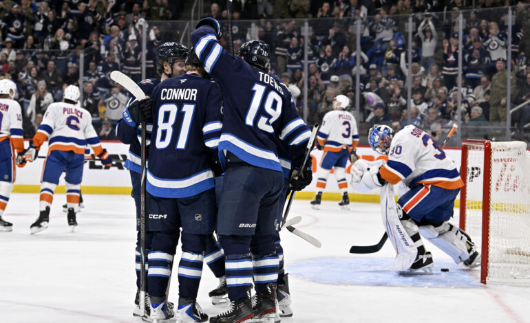 Winnipeg Jets outlast Islanders 5-4 for third straight victory